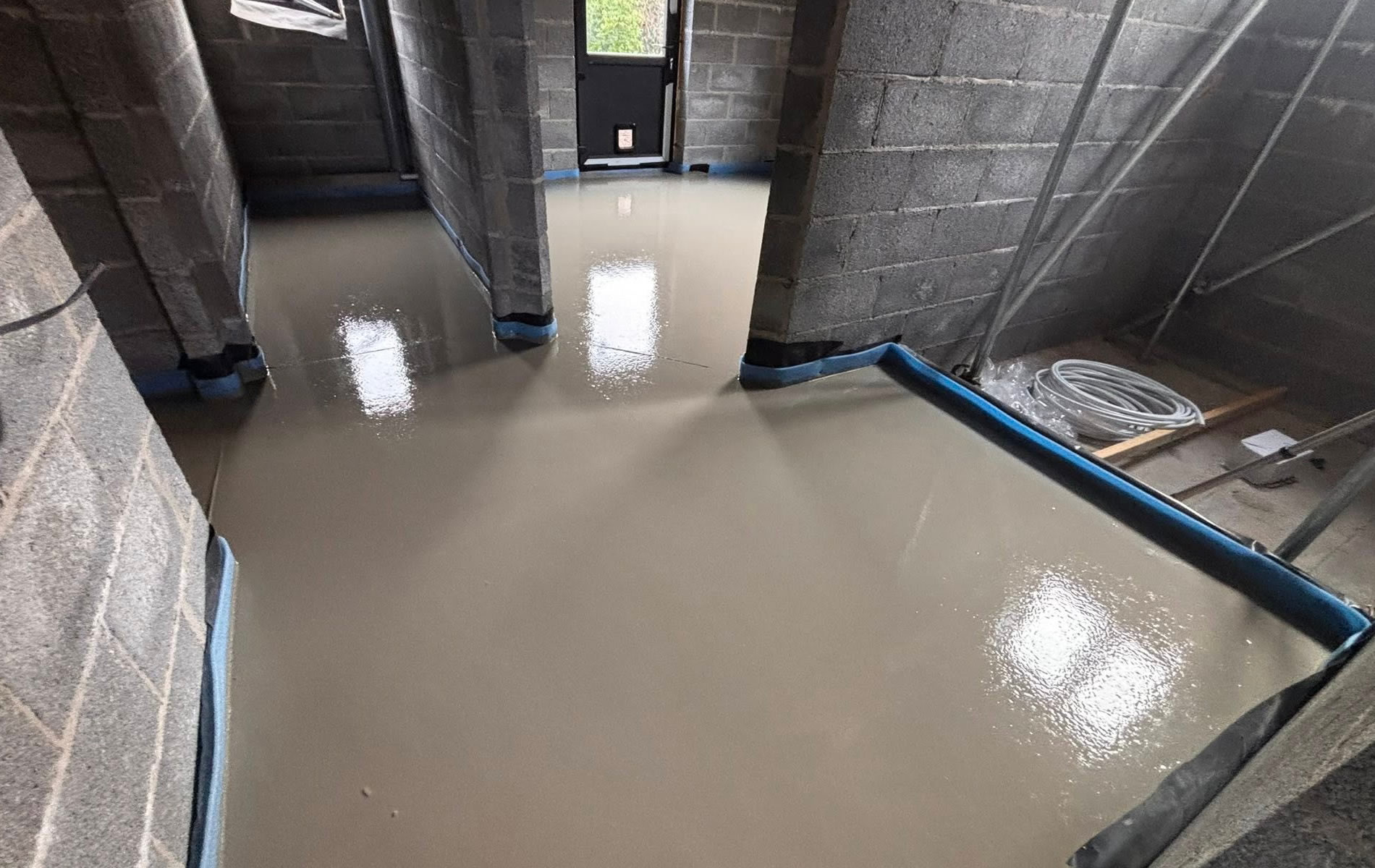 Domestic Liquid Screeding